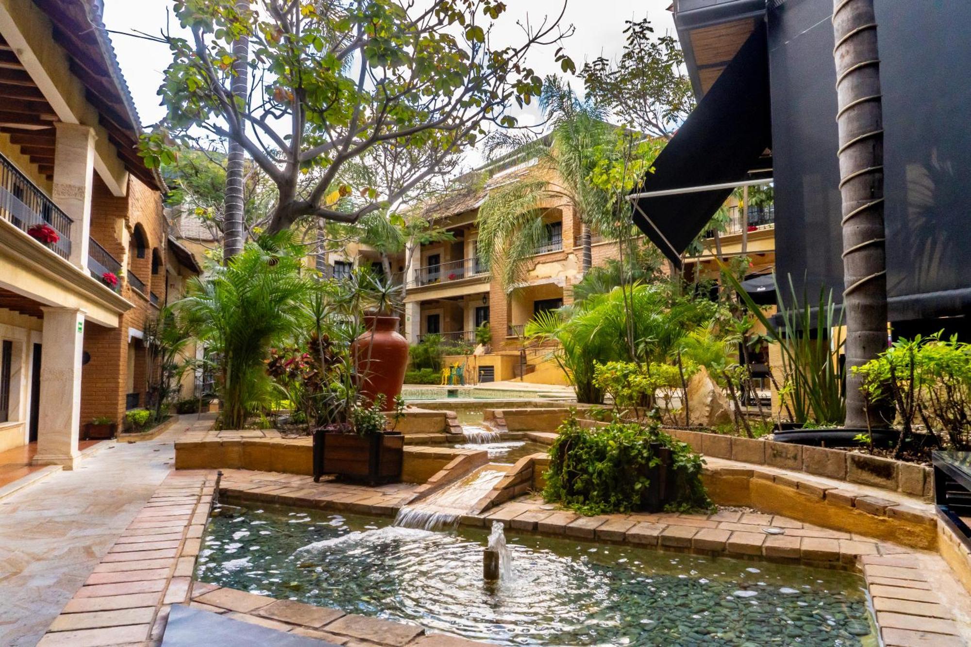 Casa De Adobe Gallery & Luxury Boutique Hotel 4*