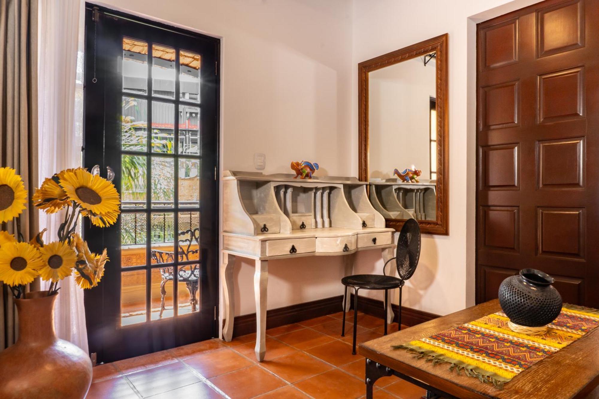Hotel Casa De Adobe Gallery & Luxury Boutique 4*