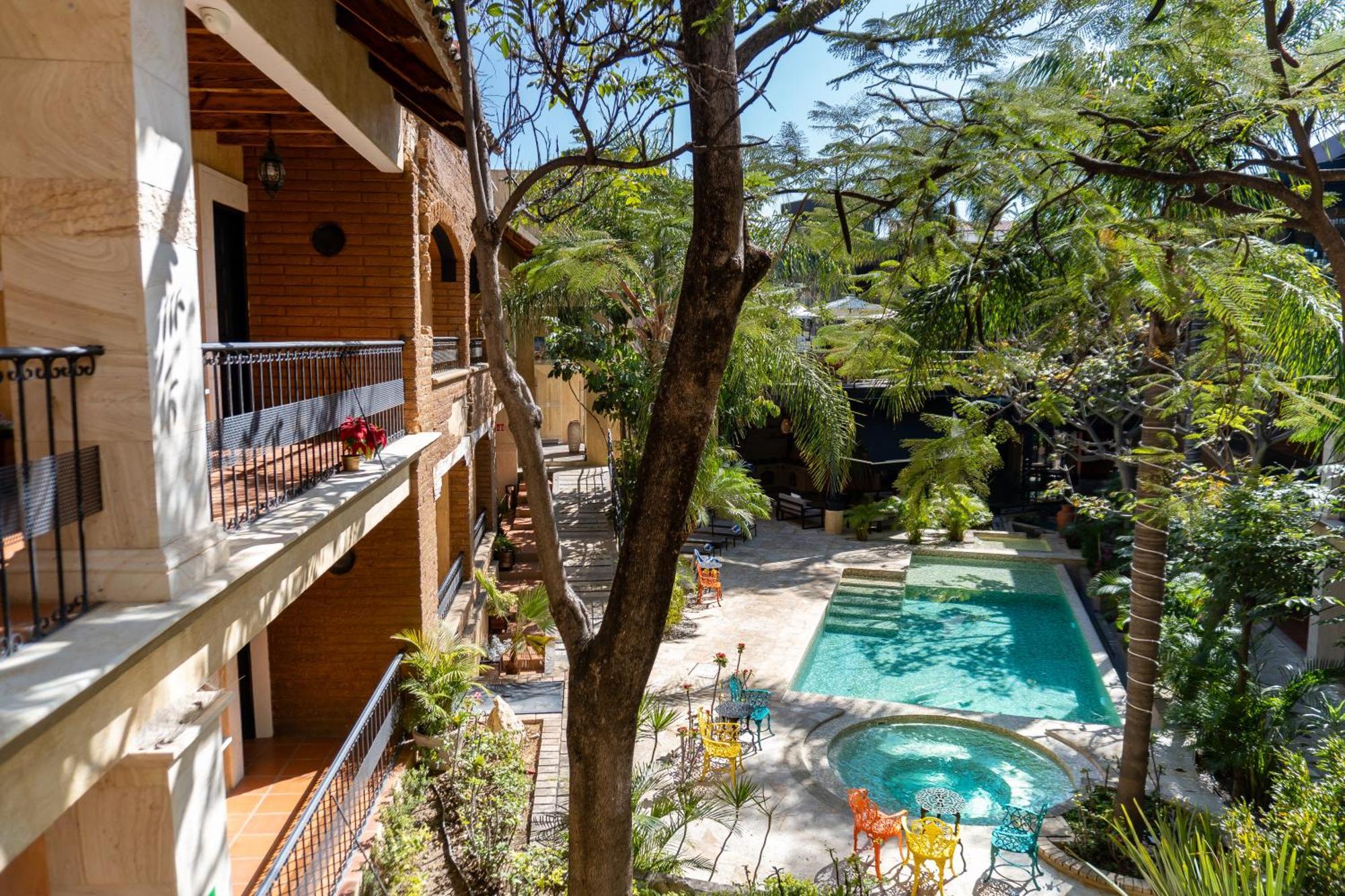Casa De Adobe Gallery & Luxury Boutique Hotel Oaxaca